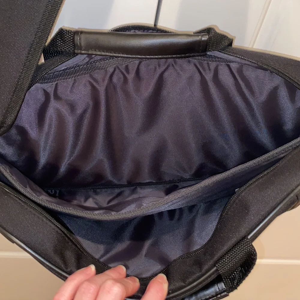 NWT Black HP 15.6” Laptop Computer Case.
